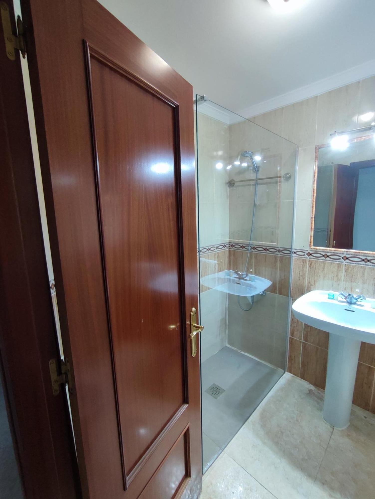 Hostal Las Palomas 卢塞纳 外观 照片